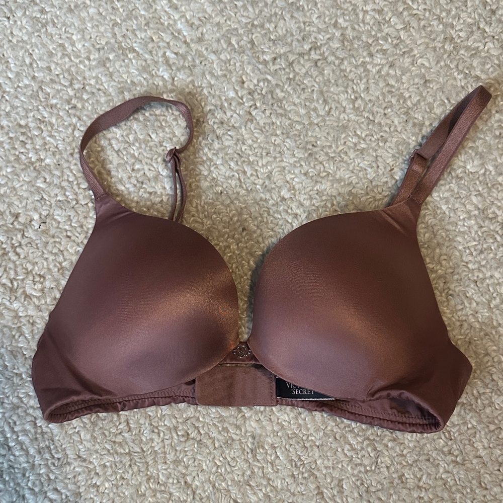 Victoria’s Secret so obsessed pushup 32b